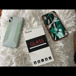 iPhone XS Max accessories- 2 cases and 2 glass screen protectors
